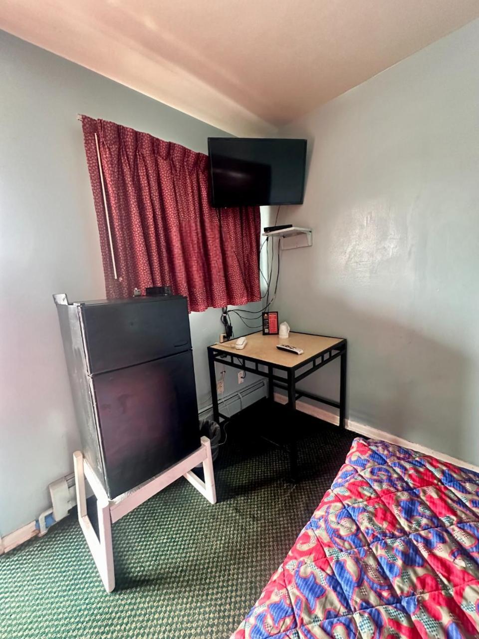 Your Motel Ипсиланти Экстерьер фото